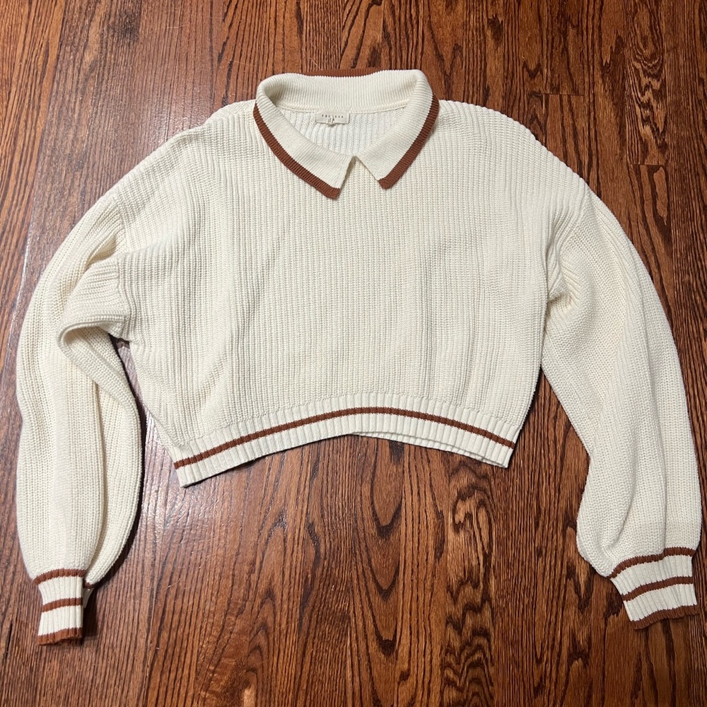Promesa Cream Sweater with Brown Accents